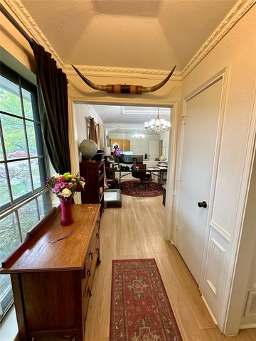 7145 Crooked Oak Drive, Dallas, TX 75248