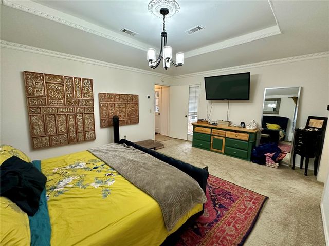 7145 Crooked Oak Drive, Dallas, TX 75248