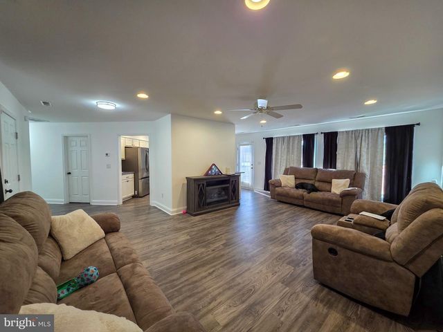 7539 BROAD CREEK CIR, Seaford, DE 19973