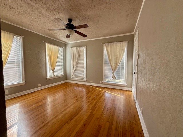 3259 S University Drive A, Fort Worth, TX 76109