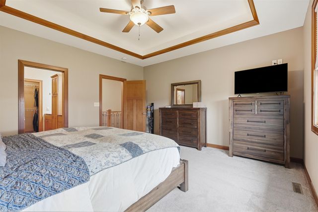 4319 Wynnewood Drive, Cedar Falls, IA 50613