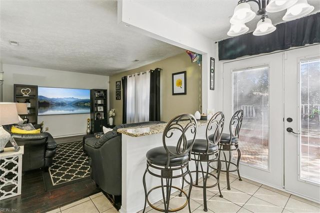 1423 Caldwell DR, Hampton, VA 23666