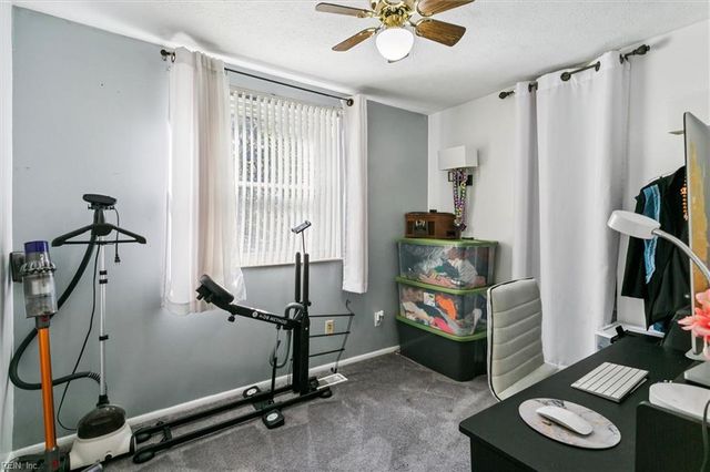1423 Caldwell DR, Hampton, VA 23666