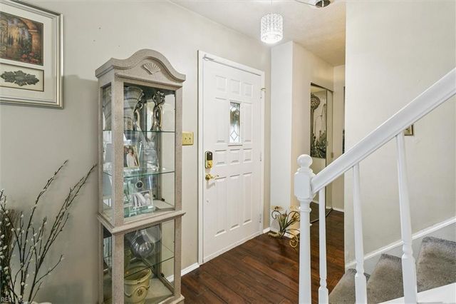 1423 Caldwell DR, Hampton, VA 23666