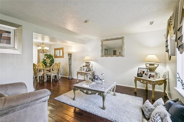 1423 Caldwell DR, Hampton, VA 23666