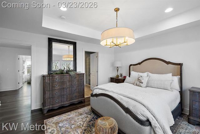 5931 Stella, Troy, MI 48085