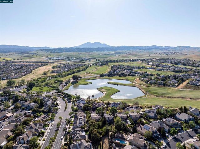 204 Putter Drive, Brentwood, CA 94513