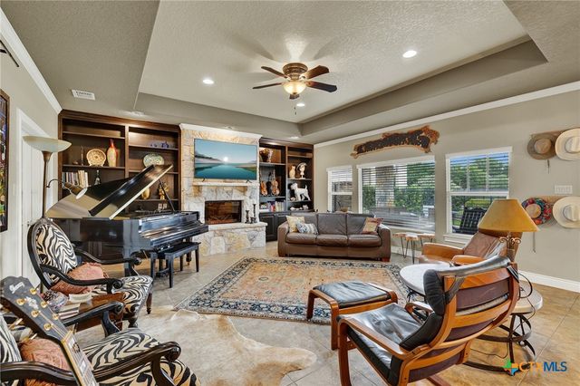 363 Wauford Way, New Braunfels, TX 78132