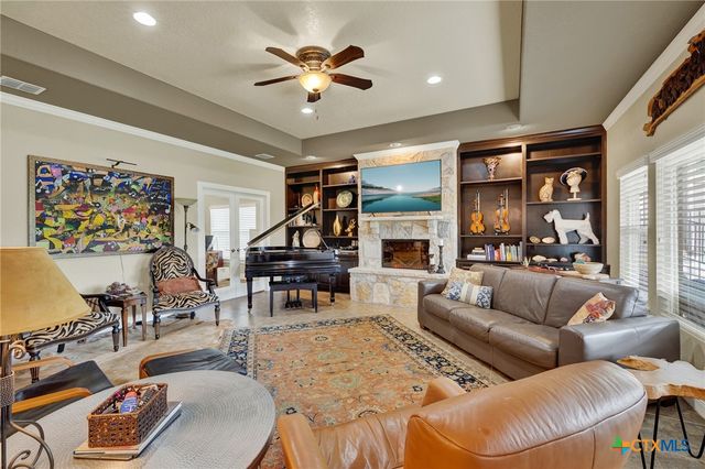 363 Wauford Way, New Braunfels, TX 78132