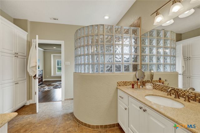 363 Wauford Way, New Braunfels, TX 78132