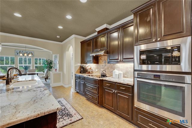 363 Wauford Way, New Braunfels, TX 78132