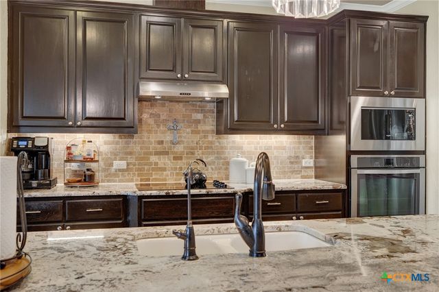 363 Wauford Way, New Braunfels, TX 78132