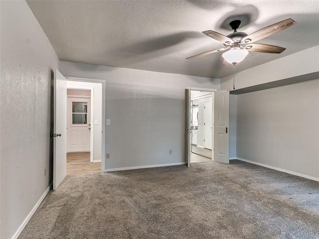 501 SE 34th Street, Moore, OK 73160