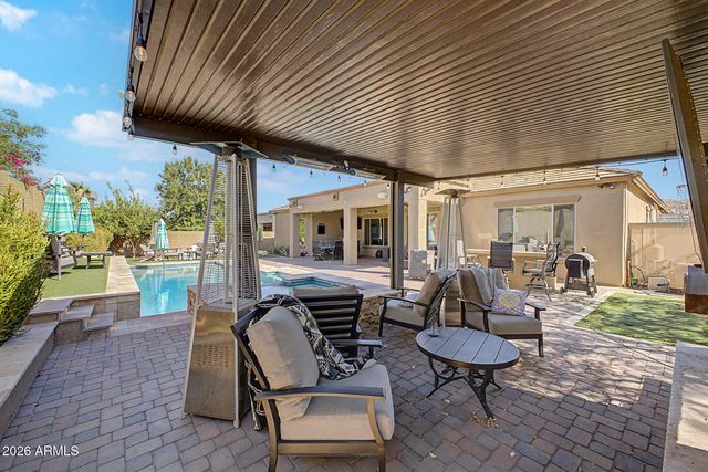 5704 W BENT TREE Drive, Phoenix, AZ 85083