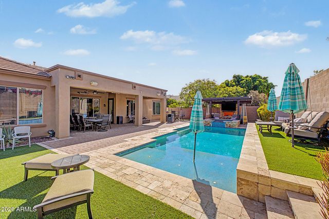 5704 W BENT TREE Drive, Phoenix, AZ 85083
