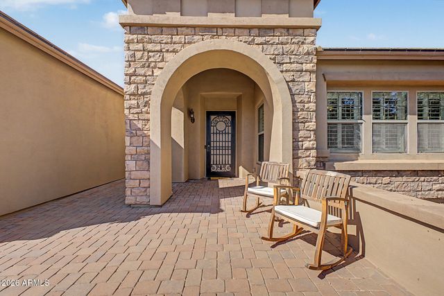 5704 W BENT TREE Drive, Phoenix, AZ 85083