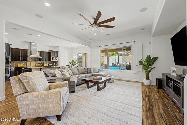 5704 W BENT TREE Drive, Phoenix, AZ 85083