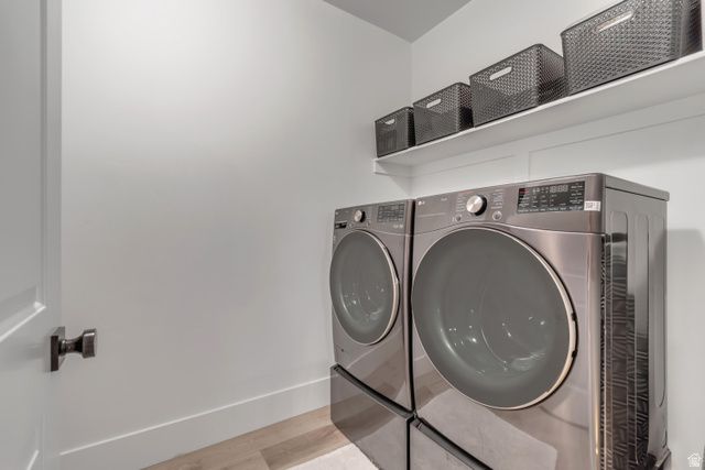 1701 W OAKRIDGE CIR, Lehi, UT 84043