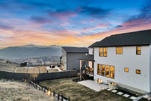 1701 W OAKRIDGE CIR, Lehi, UT 84043