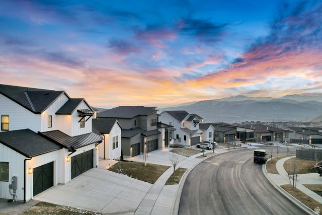 1701 W OAKRIDGE CIR, Lehi, UT 84043