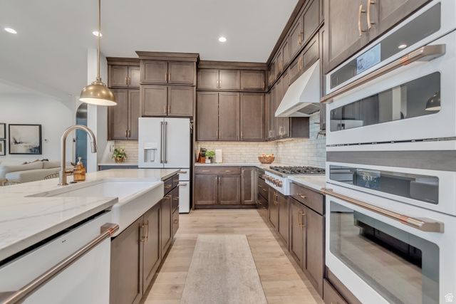 1701 W OAKRIDGE CIR, Lehi, UT 84043