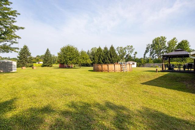 N2275 BEAN CITY ROAD, New London, WI 54961