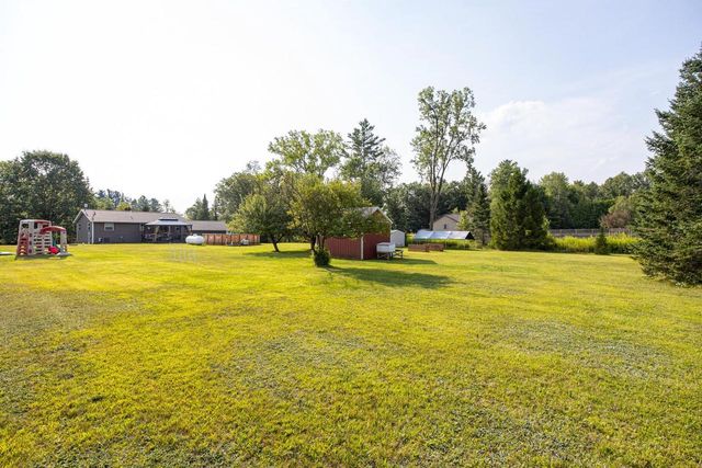 N2275 BEAN CITY ROAD, New London, WI 54961