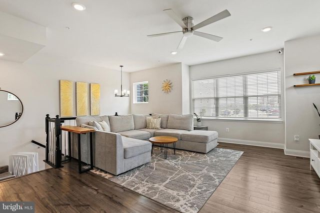 8164 TROTTERS CHASE, Ellicott City, MD 21043