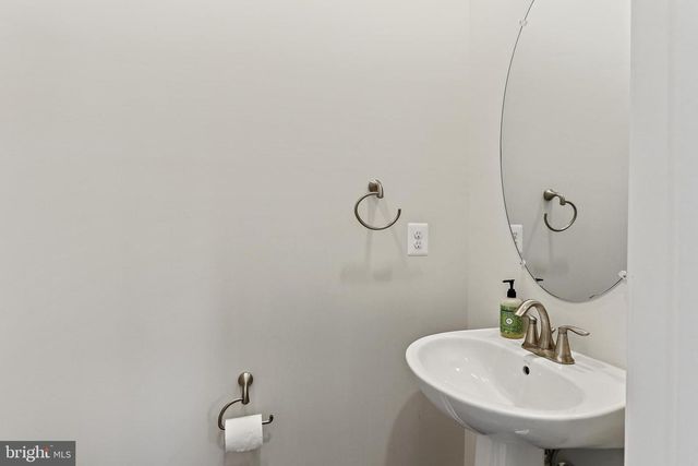 8164 TROTTERS CHASE, Ellicott City, MD 21043