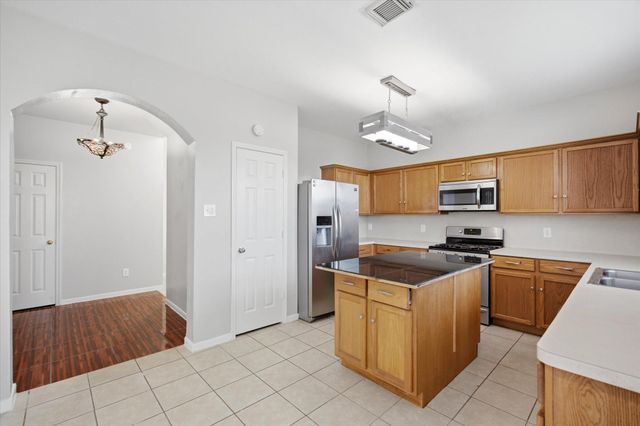 7910 Albatross Road, Baytown, TX 77523