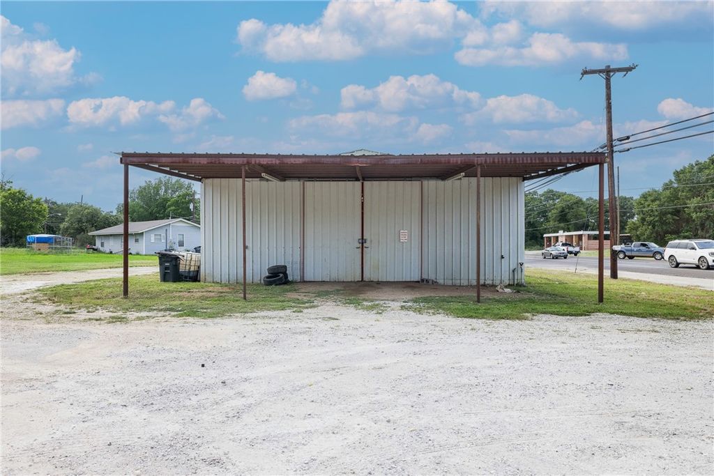 585 Hwy 36 N, Caldwell, TX 77836 — photo 5
