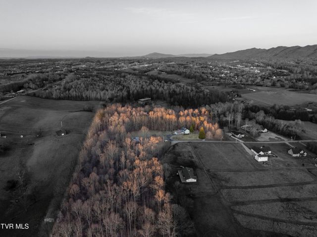 150 Miller Crossing, Jonesborough, TN 37659