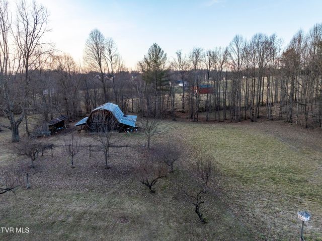 150 Miller Crossing, Jonesborough, TN 37659