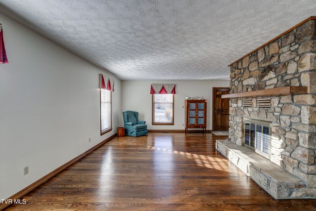 150 Miller Crossing, Jonesborough, TN 37659