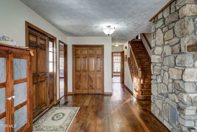 150 Miller Crossing, Jonesborough, TN 37659