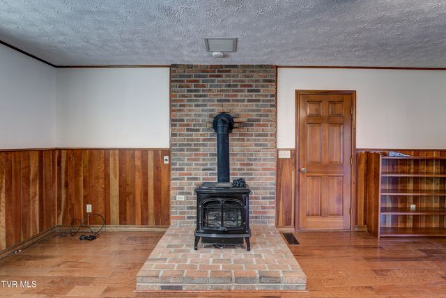 150 Miller Crossing, Jonesborough, TN 37659