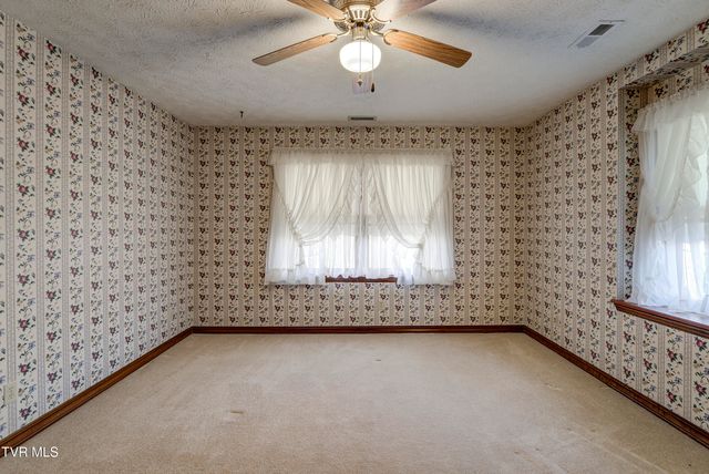 150 Miller Crossing, Jonesborough, TN 37659