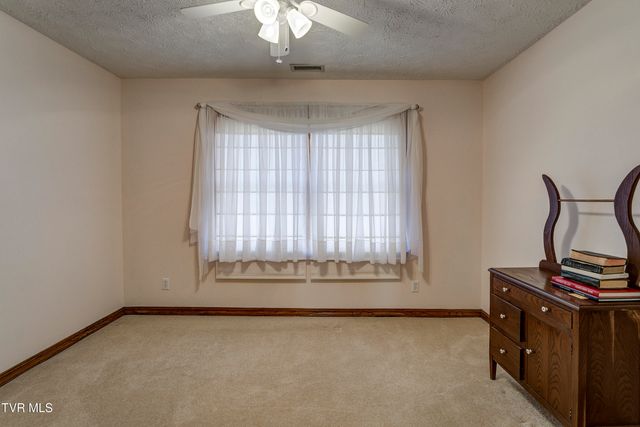 150 Miller Crossing, Jonesborough, TN 37659