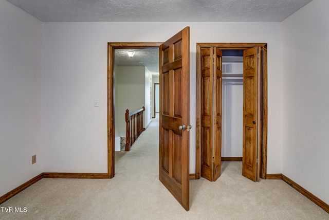 150 Miller Crossing, Jonesborough, TN 37659