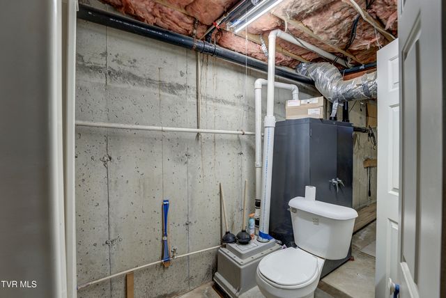 150 Miller Crossing, Jonesborough, TN 37659