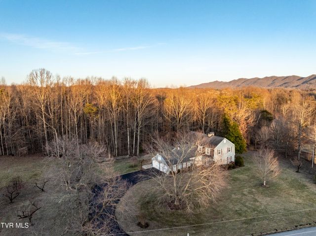150 Miller Crossing, Jonesborough, TN 37659