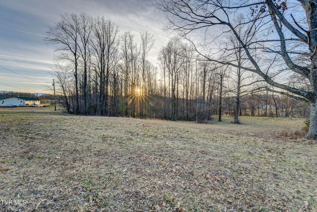 150 Miller Crossing, Jonesborough, TN 37659