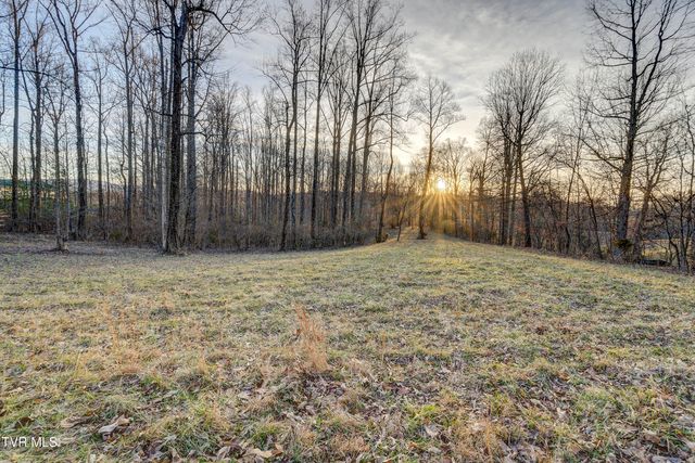 150 Miller Crossing, Jonesborough, TN 37659