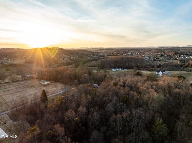 150 Miller Crossing, Jonesborough, TN 37659