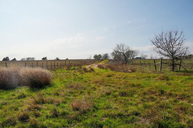 6455 Gebert Road, Schulenburg, TX 78949