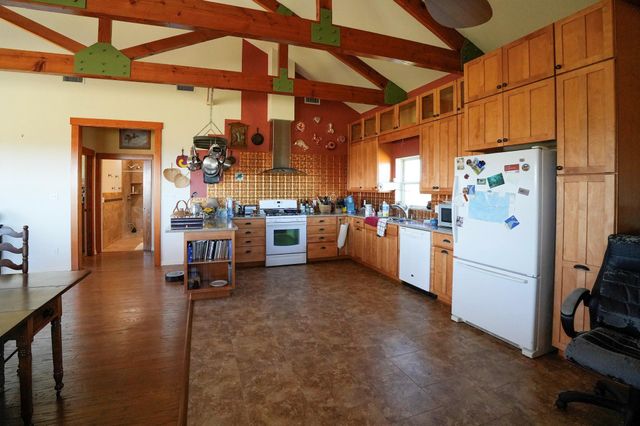 6455 Gebert Road, Schulenburg, TX 78949