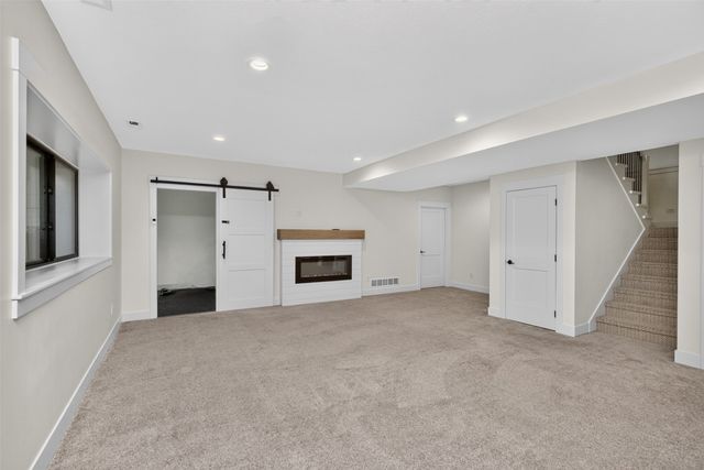 1016 W Aspen Ridge Circle, Polk City, IA 50226