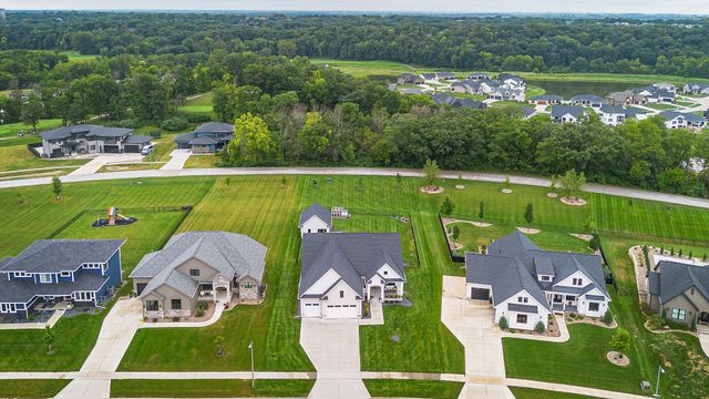 1016 W Aspen Ridge Circle, Polk City, IA 50226