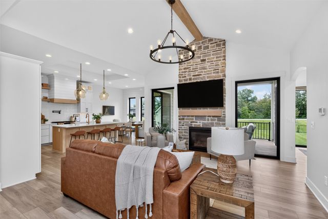1016 W Aspen Ridge Circle, Polk City, IA 50226