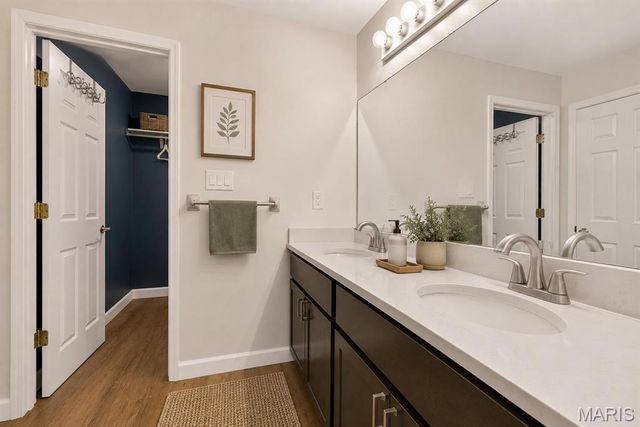 1608 Lake Knoll Drive 1A, Lake St Louis, MO 63367